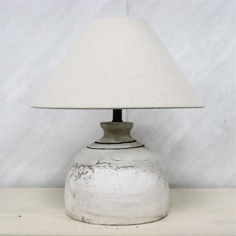 Vintage distressed ceramic table lamp