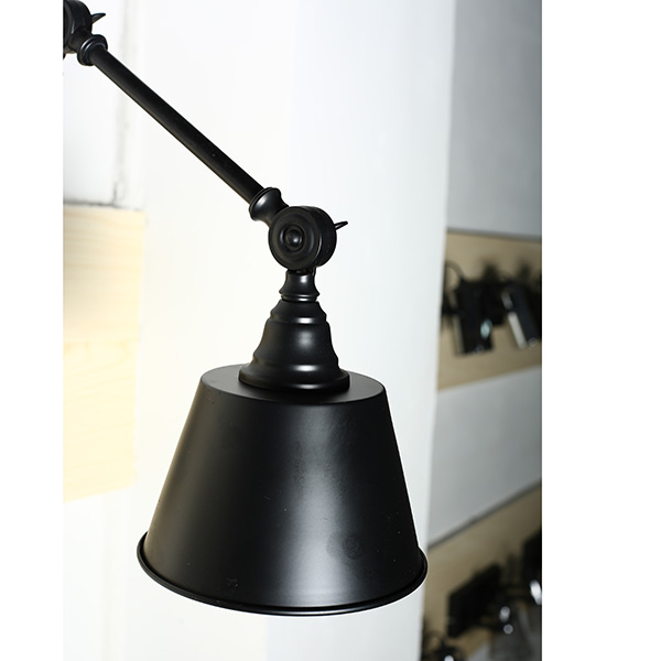 Post-modern vertical American European style spray paint adjustable swing arm design wall light
