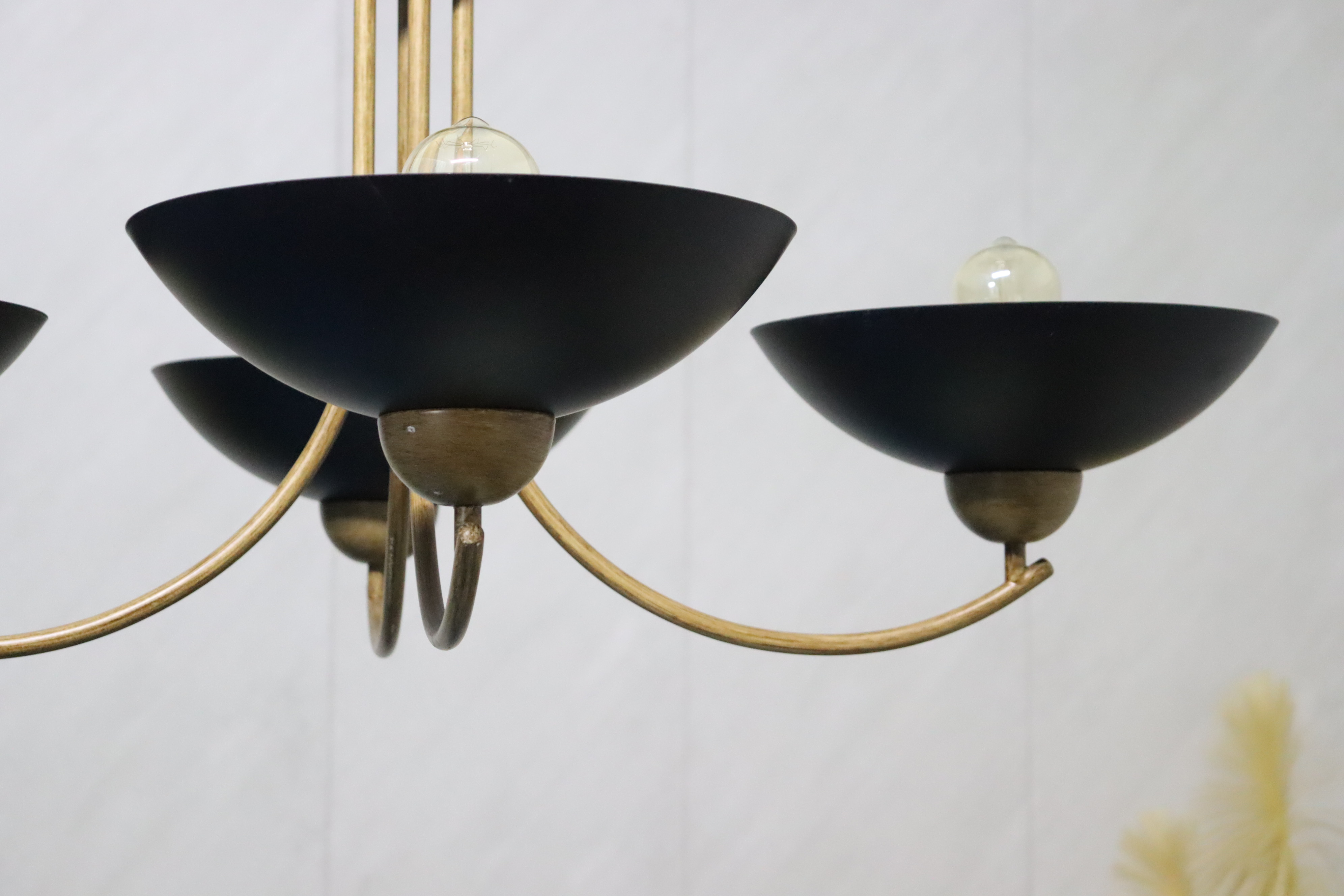 Factory direct sales American chandelier creative retro chandelier new bedroom living room lighting fixtures