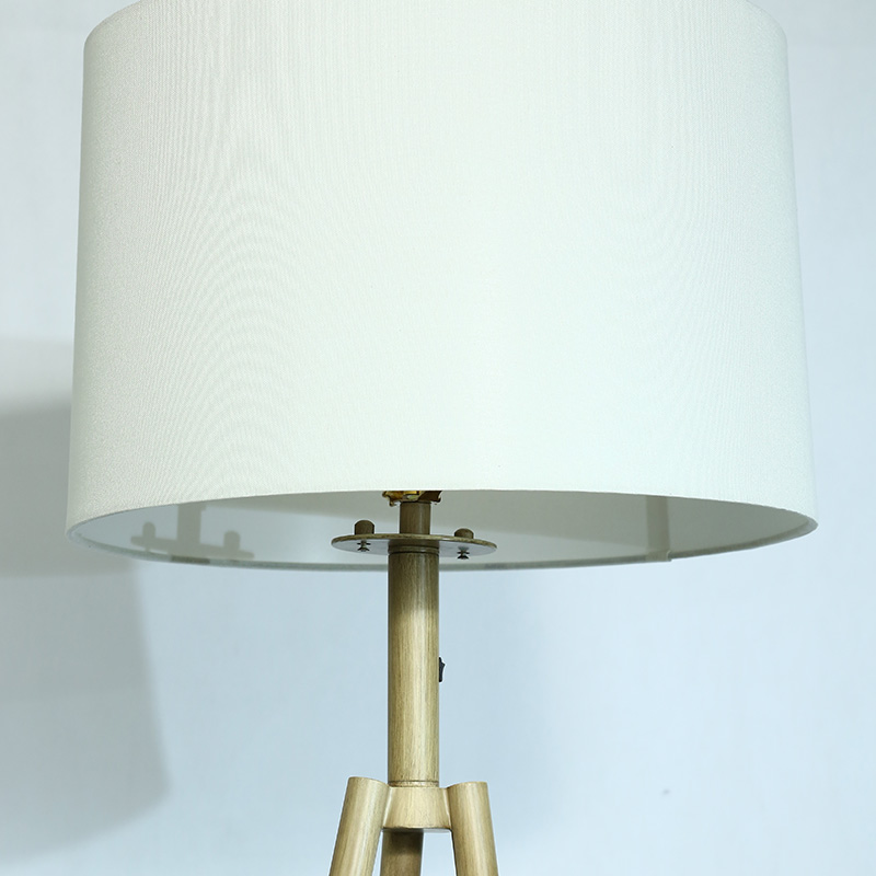 Scandinavian-American home design triangle vertical table lamp
