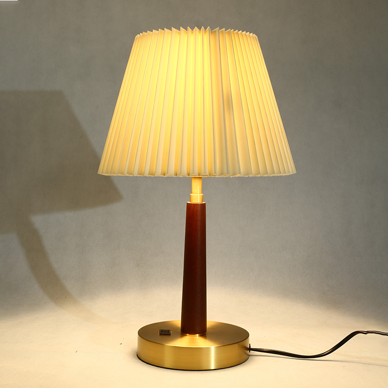 Ins style pleated American vintage light luxury bedroom study vertical floor lamp