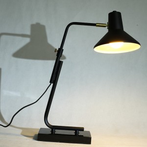 Scandinavian bedroom table lamp bedside lamp creative desk lamp