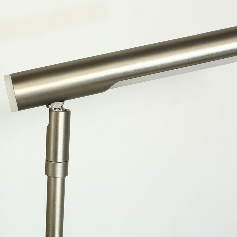 Silver Electroplated Simple light luxury children’s reading lamp