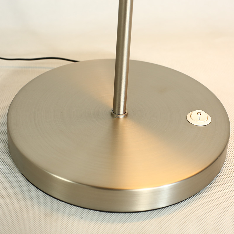 Silver Electroplated Simple light luxury children’s reading lamp