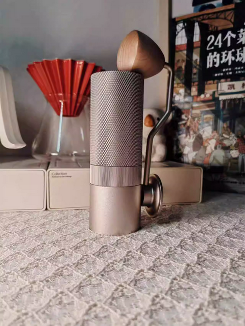 Five reasons to choose a hand grinder, what's so good about hand grinding?}