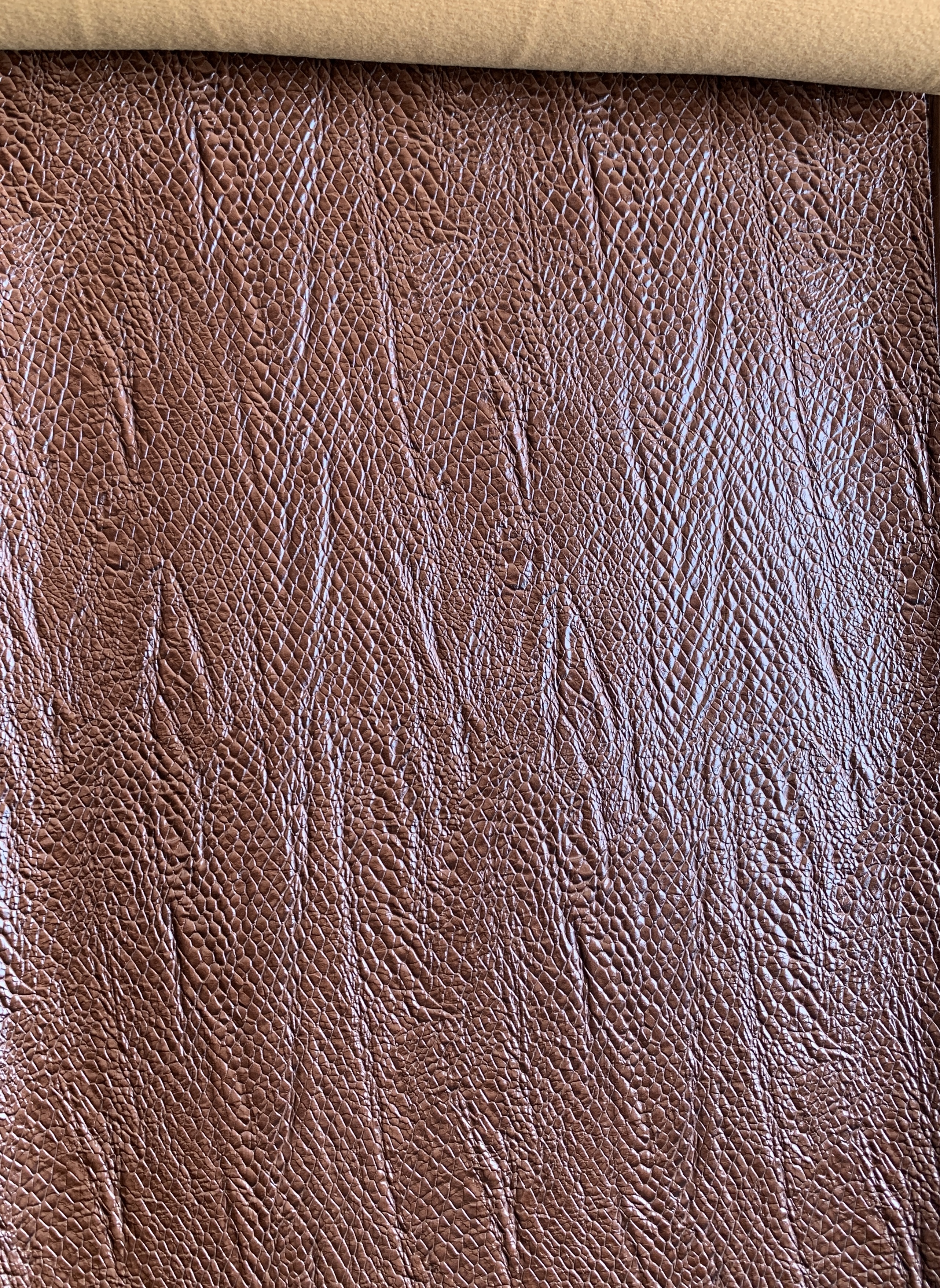 https://image.jumitop.cn/www.cignoleather.com/2026/05/11/image_folder/IMG_0986_sqyjMbYW.JPG