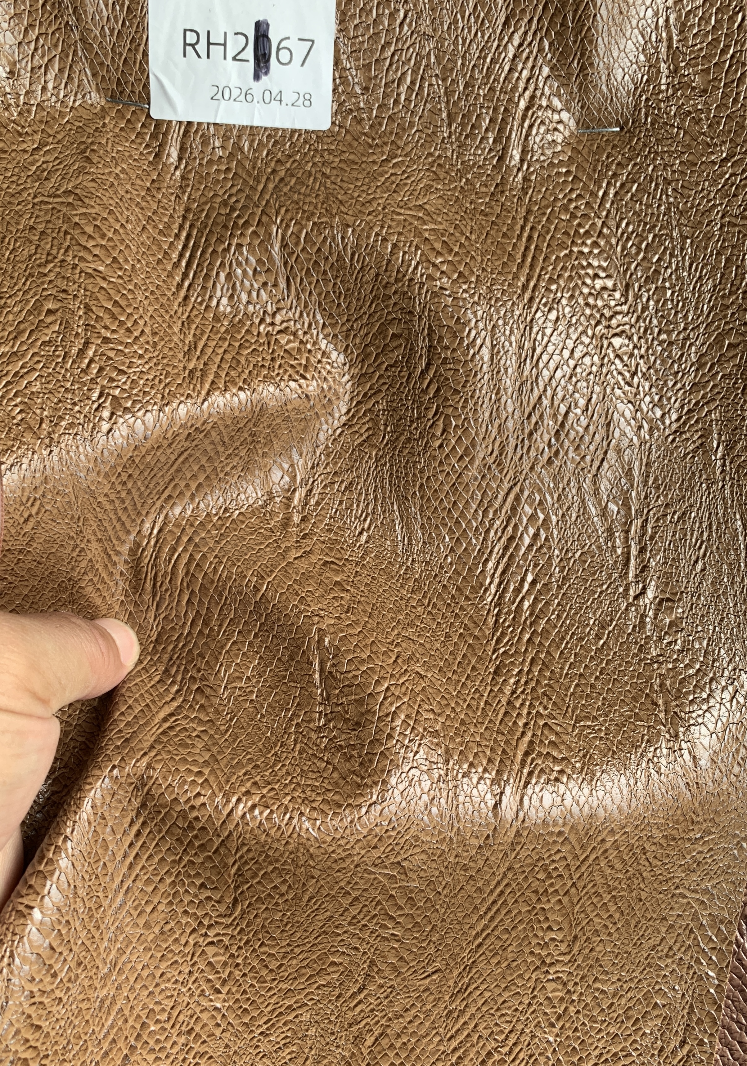 https://image.jumitop.cn/www.cignoleather.com/2026/05/11/image_folder/IMG_1140_7yg06GO9.JPG