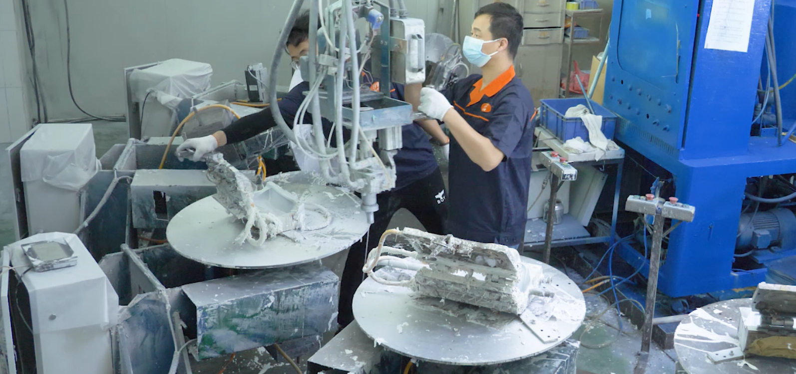 Pouring & mold forming