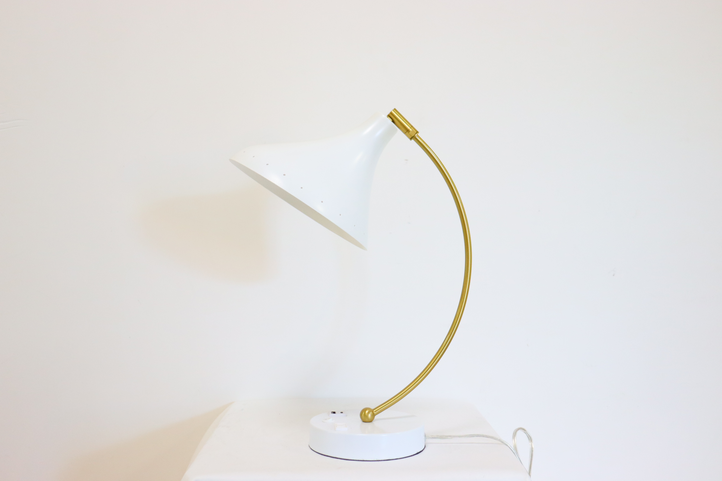 Modern Simple Square Cloth Table Lamp