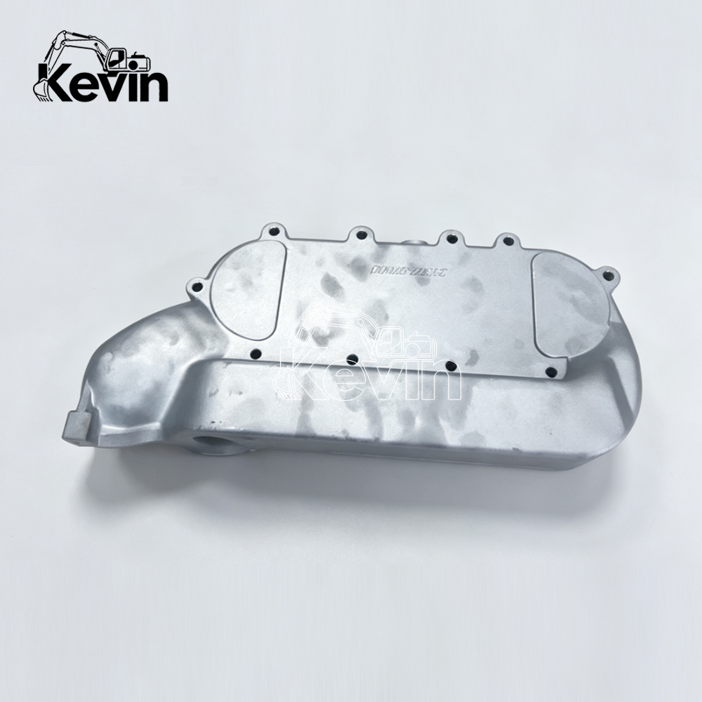 Oil Cooler Cover 21302‑97000 For Nissan UD RD8 Truck Engine