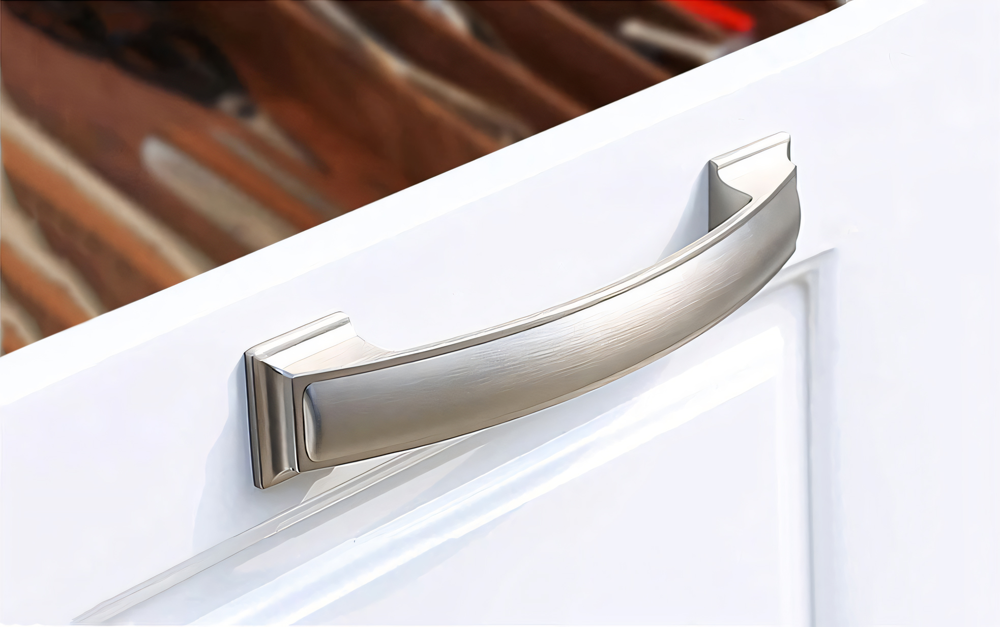 Cabinet handles & knobs