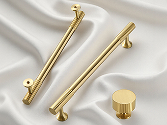 Cabinet Handles & Knobs
