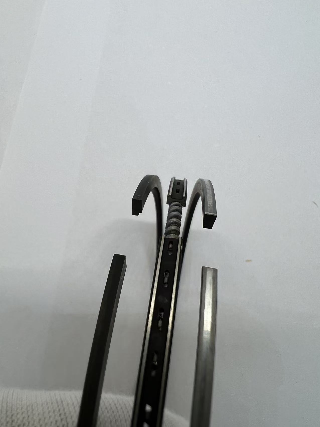 微信图片_20250830194303_179_69_v1YuDciZ.jpg