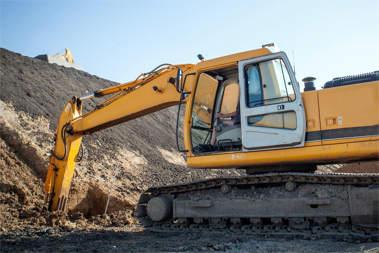 Proper maintenance of four belts and one wheel