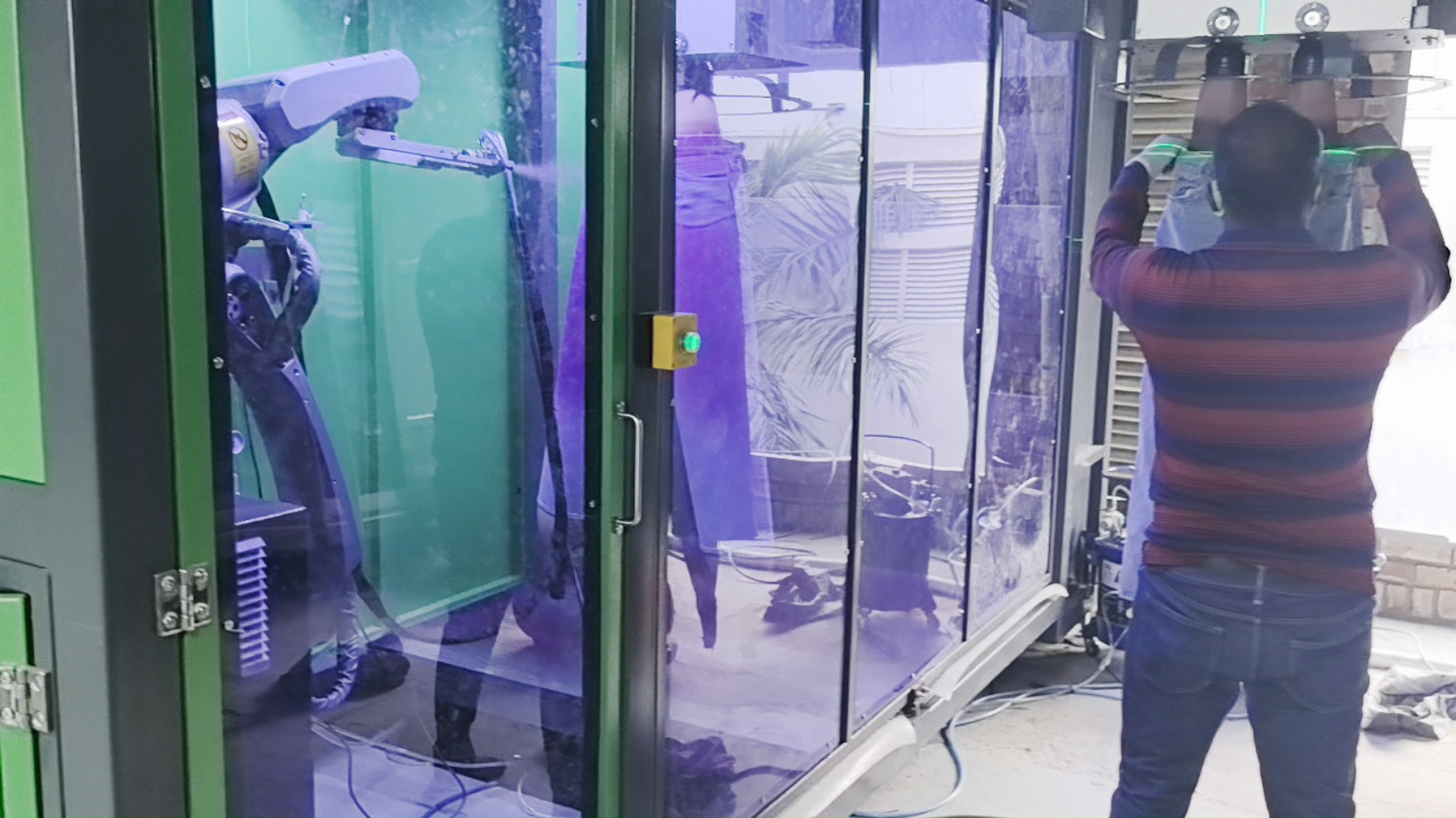 Shincoim Programming-Free Denim Spraying Workstations Exported to Bangladesh, Adding New Breakthroughs in Overseas Market}